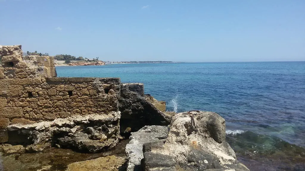 Avola Holidays